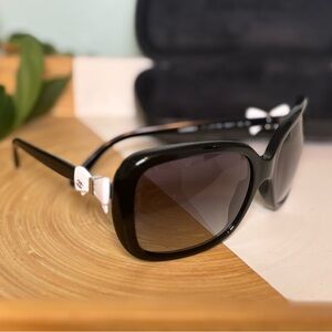 CHANEL Bow Sunglasses 5171-C Black w/ White Bow CC Logo – 60mm